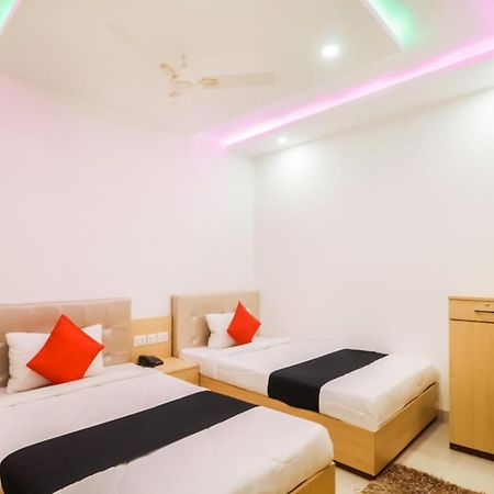 Hotel Moti Mahal,Waranasi Zewnętrze zdjęcie