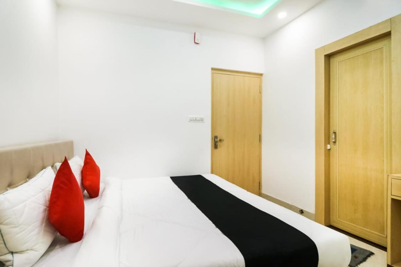 Hotel Moti Mahal,Waranasi Zewnętrze zdjęcie